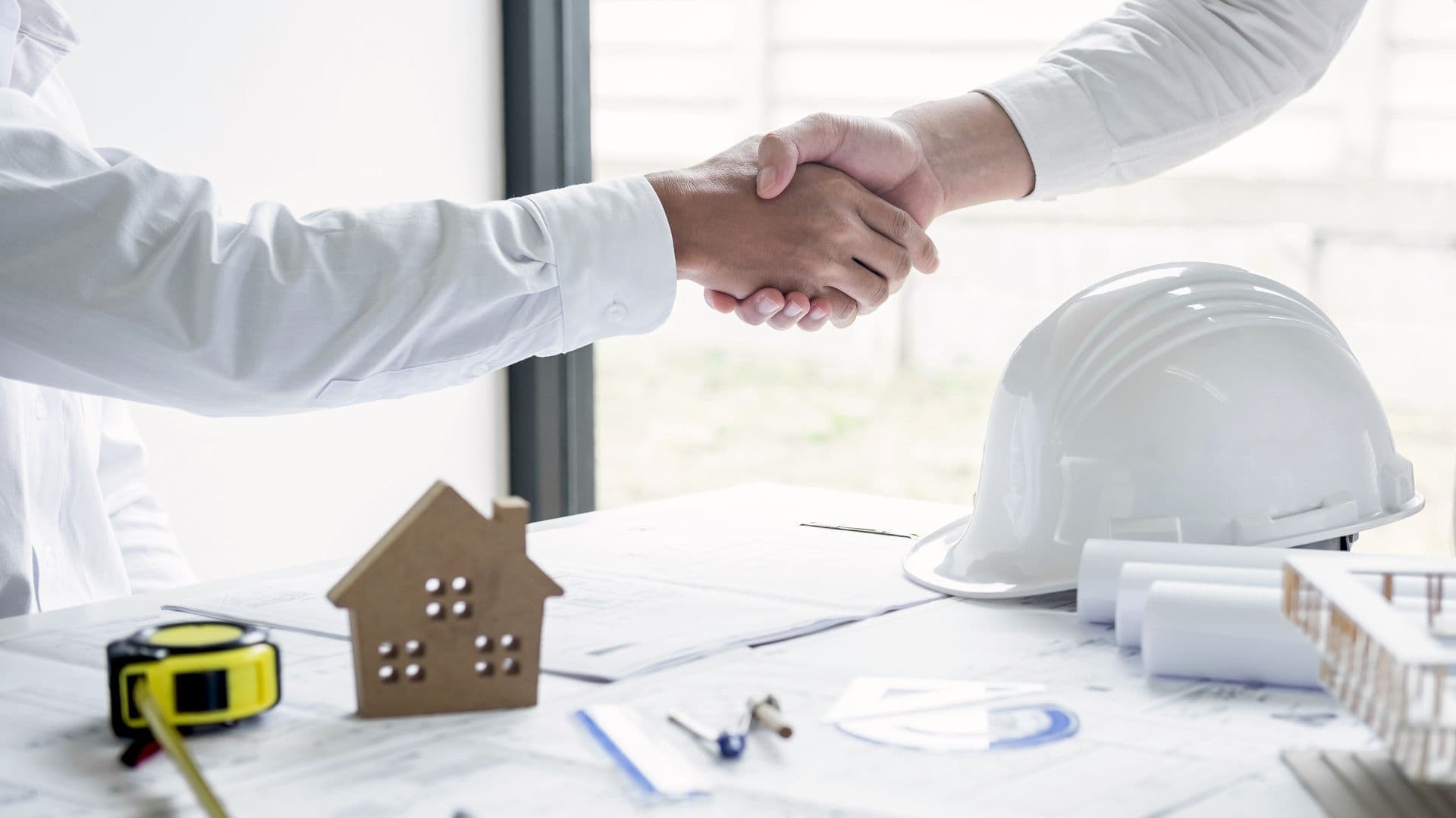 التأخير في عقود المقاولات